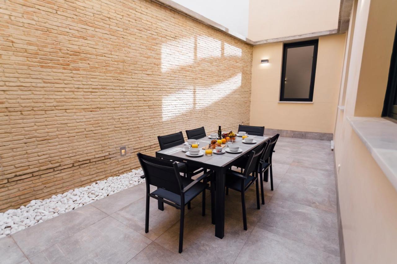 Galmen Apartments Seville Exterior photo